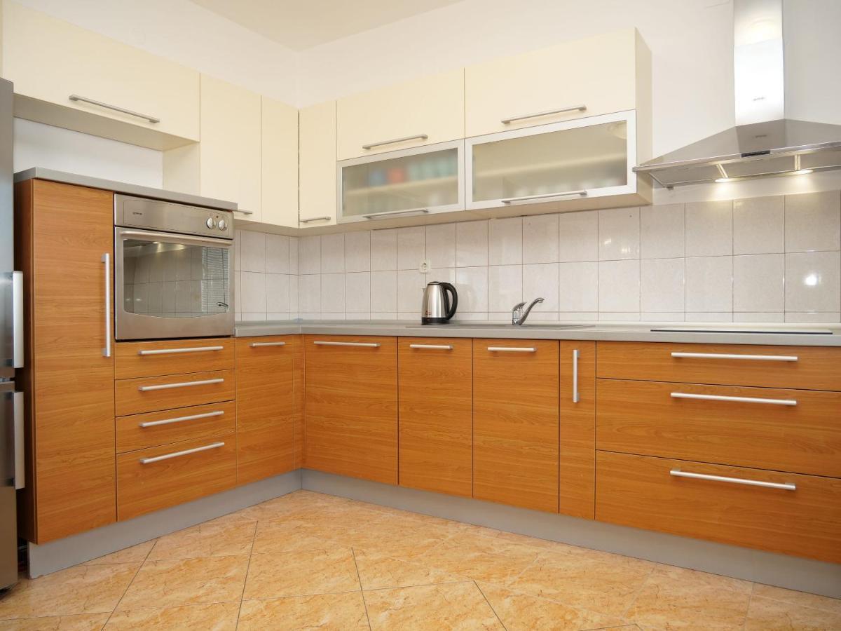 Vlade Apartment Primosten