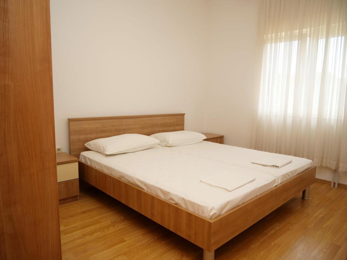 Vlade Apartment Primosten